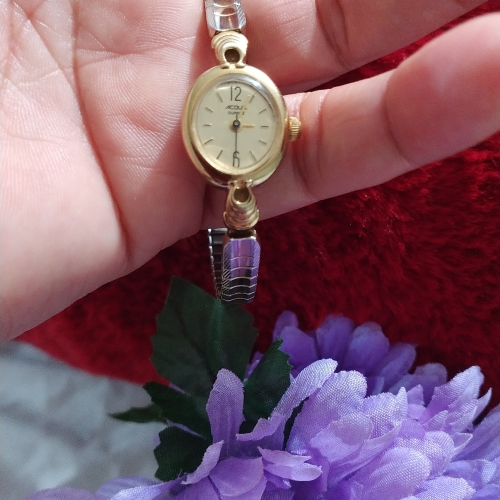 Lady Watch